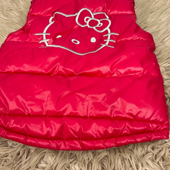 Hello Kitty Vest - Picture 3 of 6
